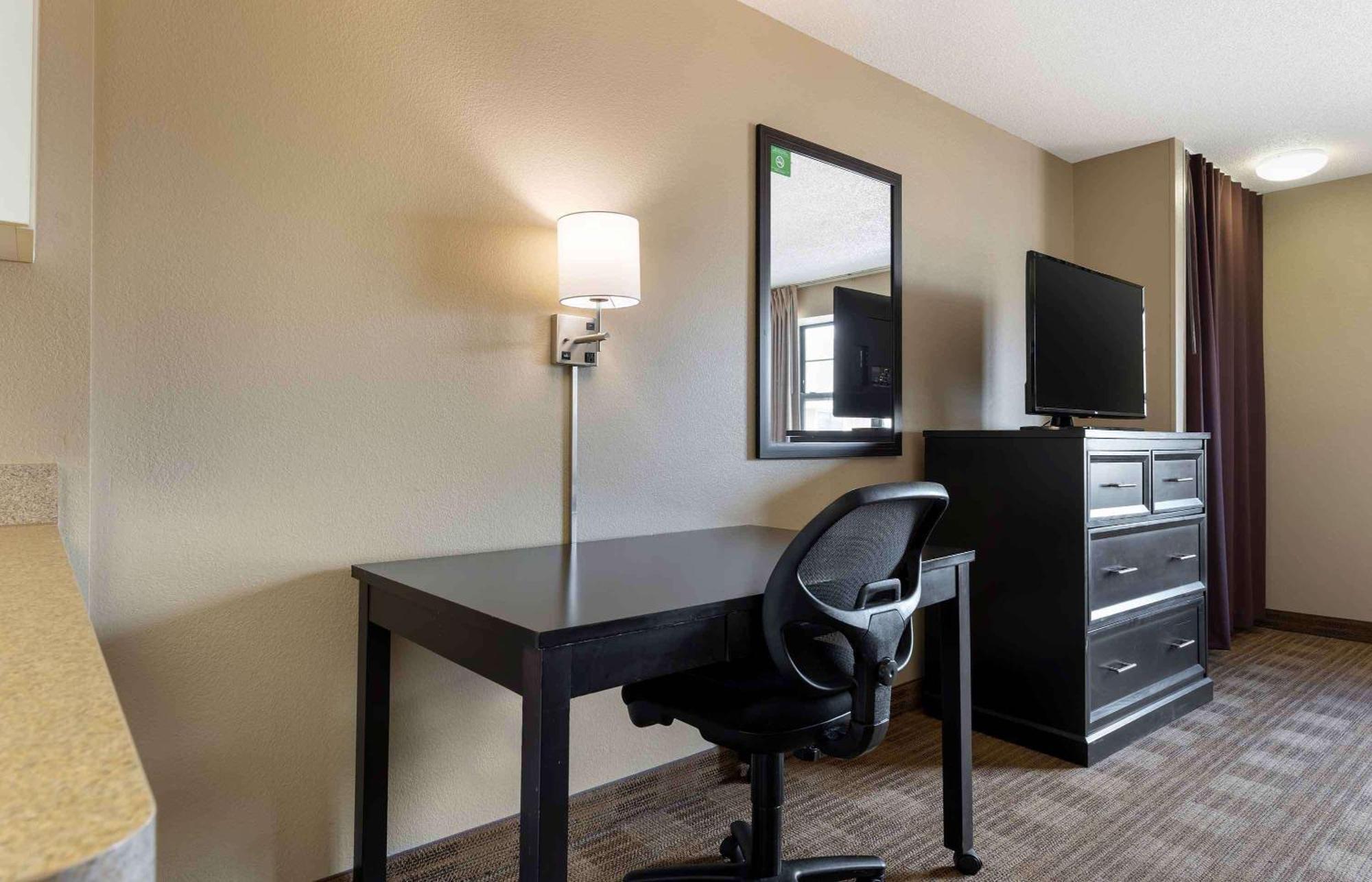 Extended Stay America Select Suites - Chicago - O'Hare Rosemont Exterior photo